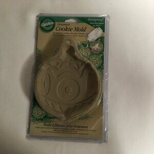 Wilton Ornament Cookie Mold Chocolate Mold Large Size Cookies Treats Candy Mold